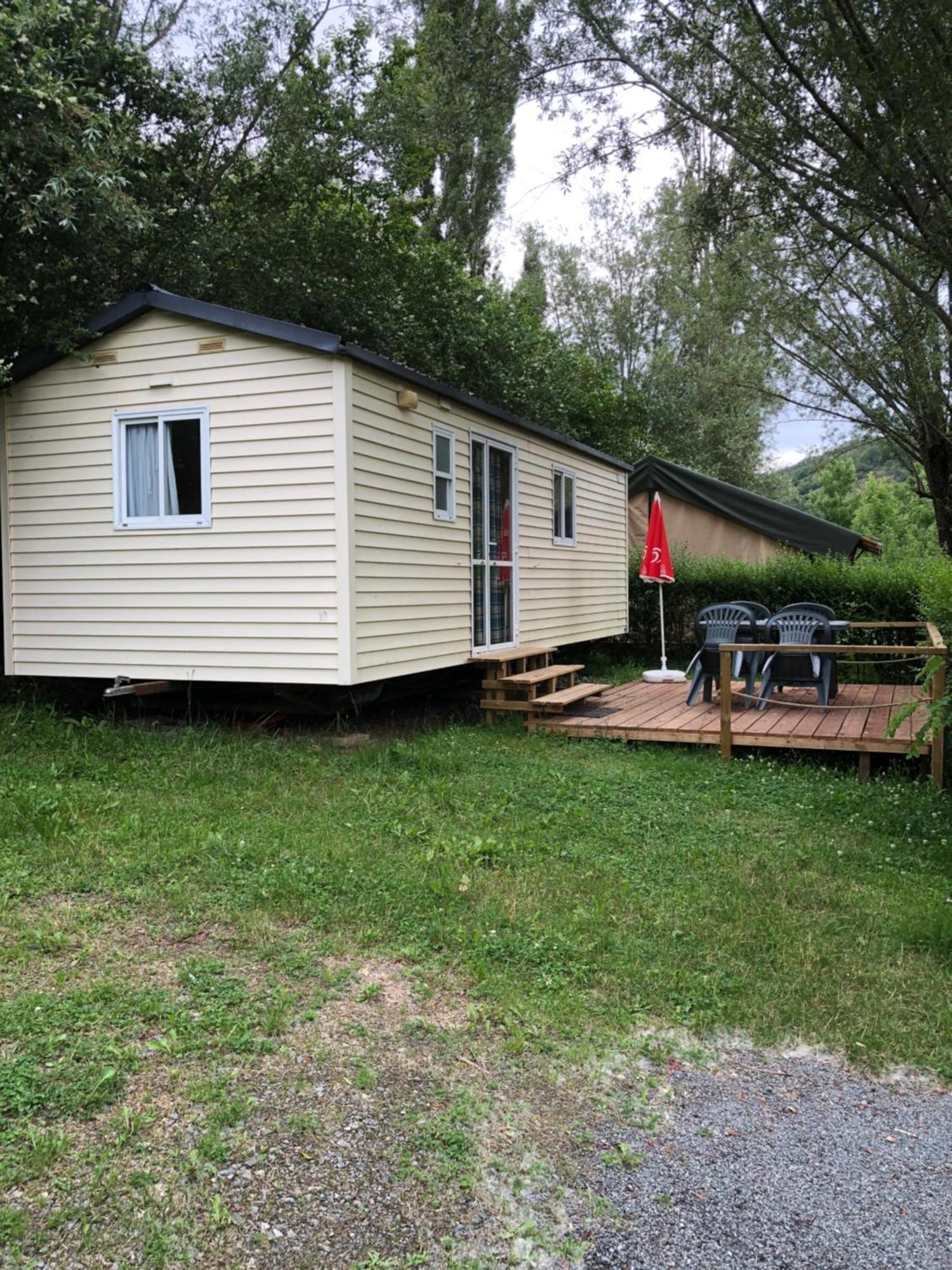 Camping Du Pont De St Gal Saint-Gal-sur-Sioule Luaran gambar