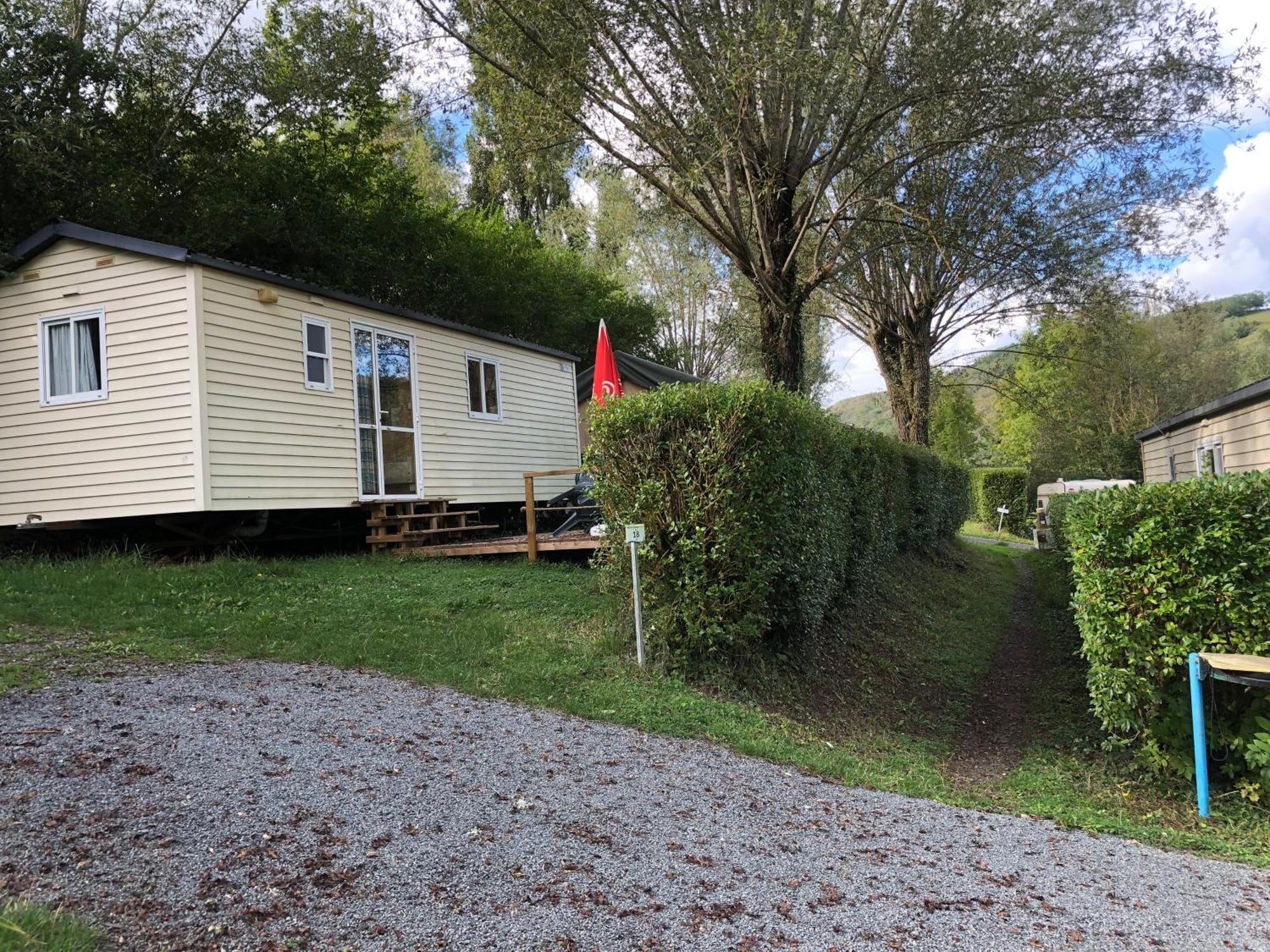 Camping Du Pont De St Gal Saint-Gal-sur-Sioule Luaran gambar