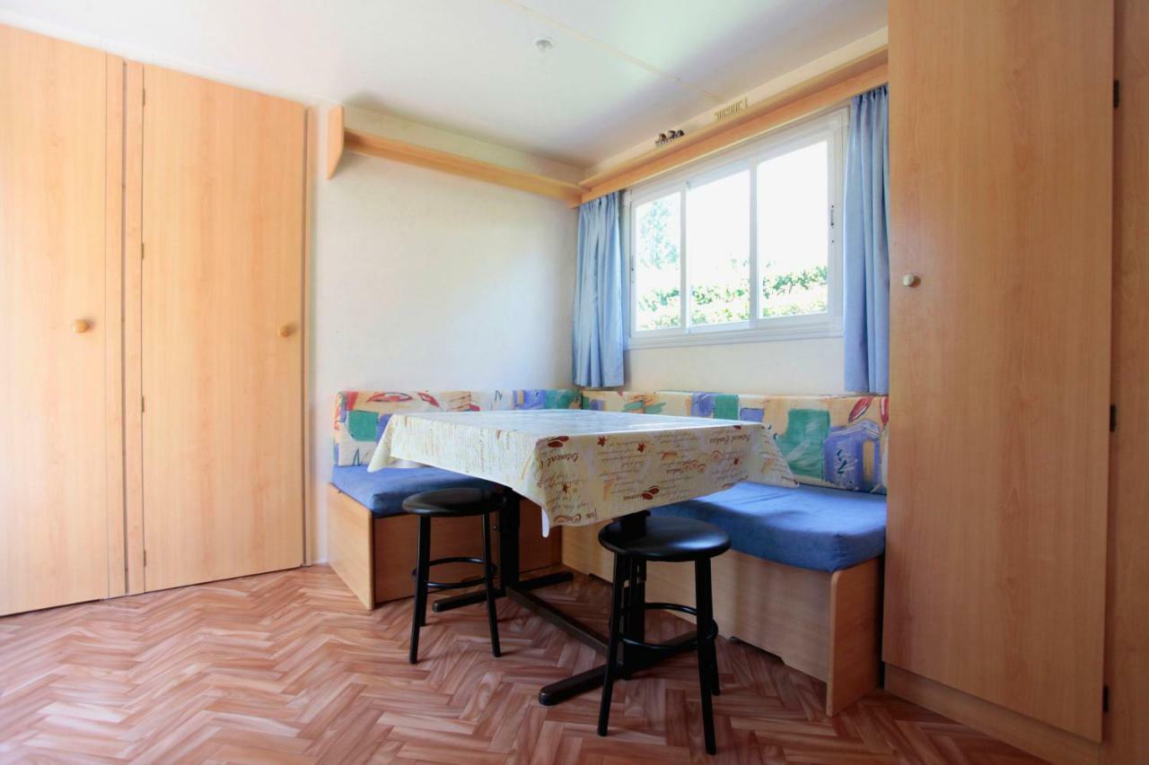 Camping Du Pont De St Gal Saint-Gal-sur-Sioule Luaran gambar