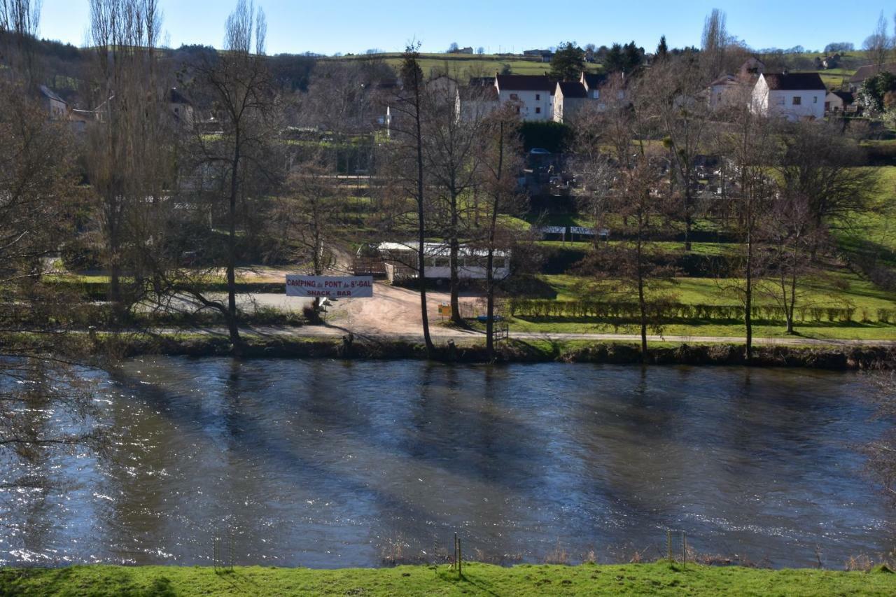 Camping Du Pont De St Gal Saint-Gal-sur-Sioule Luaran gambar